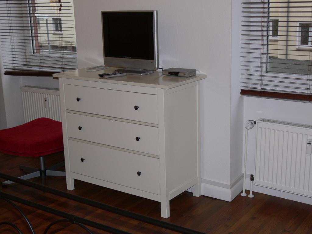 Business Flat Bahnhofstrasse Wiesbaden Quarto foto